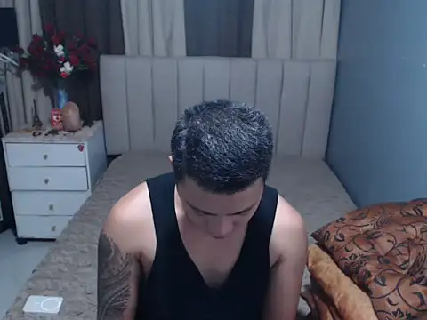 Snapshot of MartinSonCum chatting on September 9, 1:21 pm MartinSonCum online show from September 9, 1:21 pm