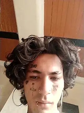 Snapshot of HydanMC chatting on March 6, 11:39 am HydanMC online show from March 6, 11:39 am