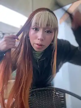 Sallem Pink online show from February 2, 11:20 am