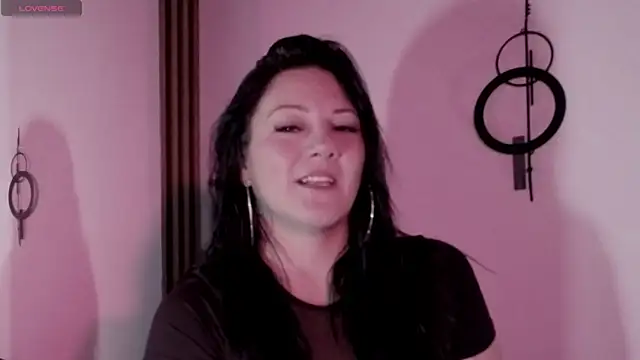 Snapshot of karla_valk1 chatting on October 2, 12:28 am karla valk1 online show from October 2, 12:28 am