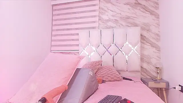 cataleya ebony  online show from March 26, 3:01 am