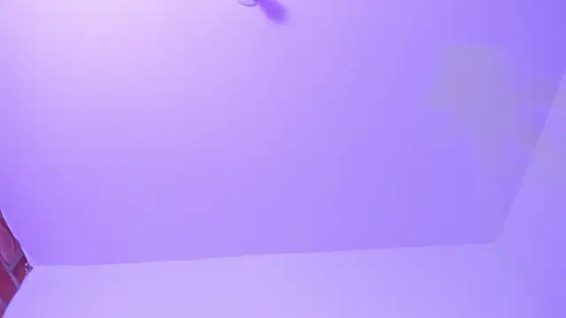 Snapshot of Renata_reyes11 chatting on April 1, 3:40 am Renata reyes11 online show from April 1, 3:40 am