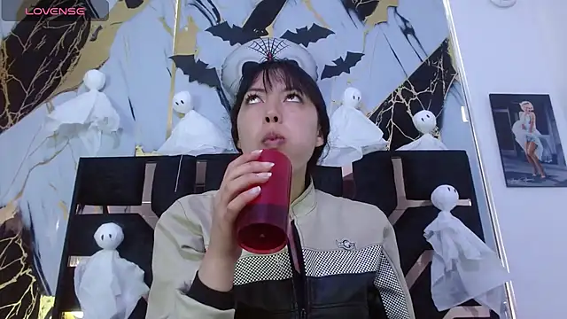 Snapshot of malejahotcs01 chatting on October 22, 11:32 am malejahotcs01 online show from October 22, 11:32 am