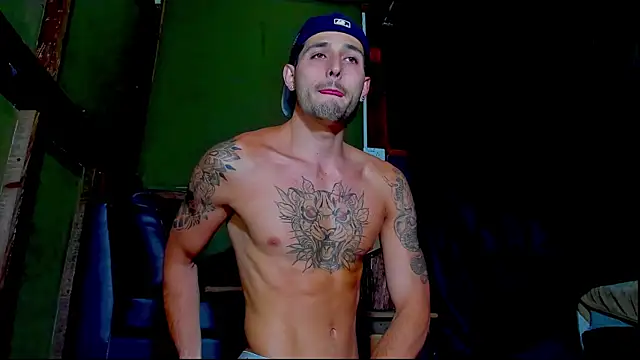 alejo  323   online show from July 6, 2:52 am