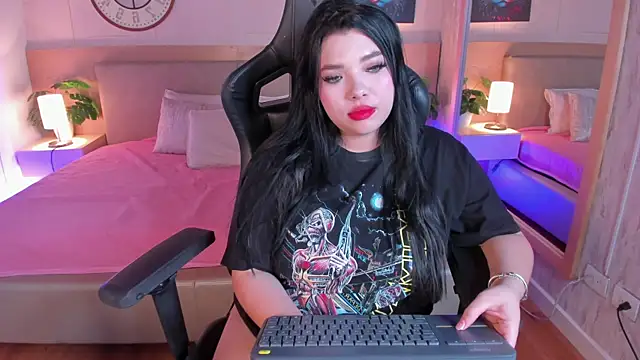 Snapshot of Meloddy_Rose chatting on September 12, 3:50 am Meloddy Rose online show from September 12, 3:50 am