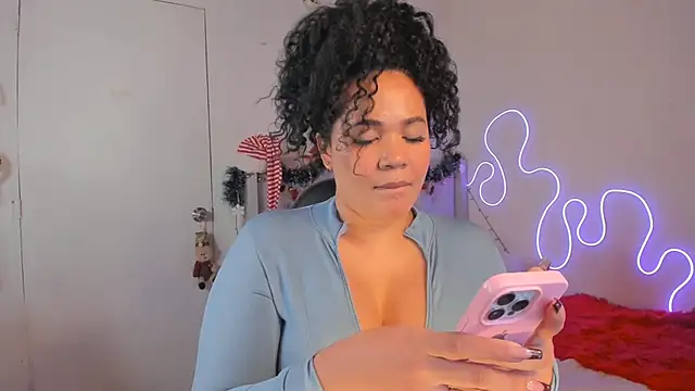 Snapshot of kristal_benet chatting on December 16, 4:16 pm kristal benet online show from December 16, 4:16 pm
