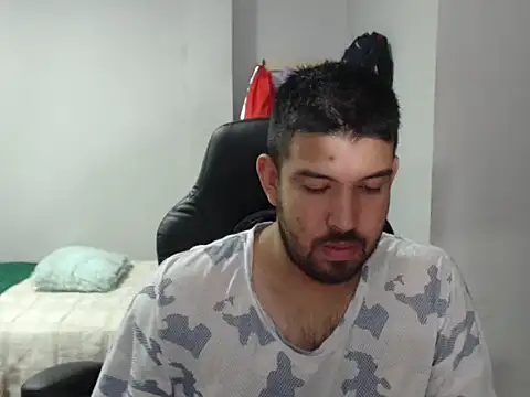 Axel11113 online show from November 14, 3:05 am