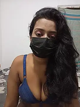 Snapshot of Darkchocosl8 chatting on June 25, 9:30 pm Darkchocosl8 online show from June 25, 9:30 pm