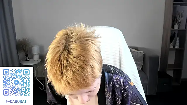 Snapshot of CarolineRichter chatting on September 20, 2:23 am CarolineRichter online show from September 20, 2:23 am