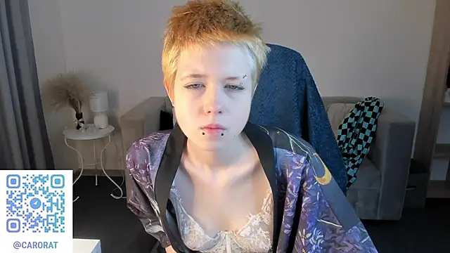 Snapshot of CarolineRichter chatting on September 22, 2:13 am CarolineRichter online show from September 22, 2:13 am