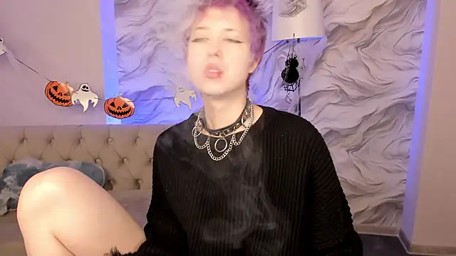 Snapshot of CarolineRichter chatting on October 24, 3:14 am CarolineRichter online show from October 24, 3:14 am