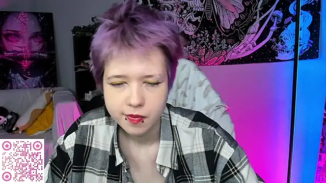 Snapshot of CarolineRichter chatting on November 16, 3:12 am CarolineRichter online show from November 16, 3:12 am