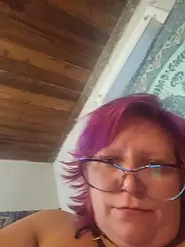 g0lden are0las89 online show from September 28, 12:10 pm