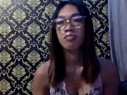 your wifey online show from September 24, 12:08 pm
