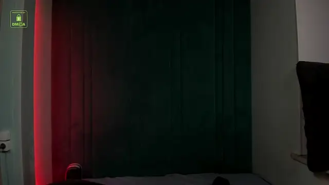 Snapshot of ares_pallini chatting on July 25, 4:32 am ares pallini online show from July 25, 4:32 am
