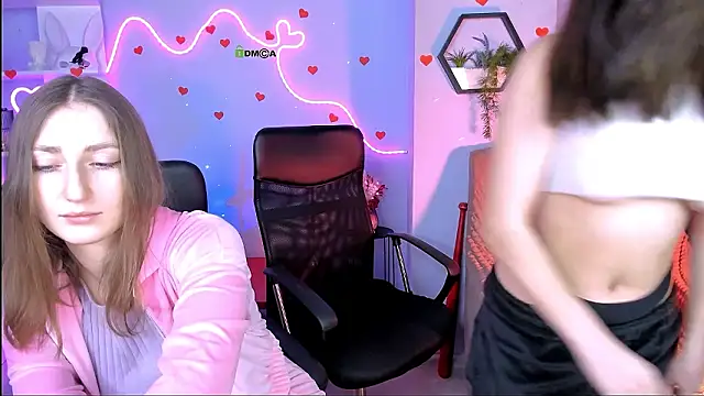 eva smiith  online show from February 18, 6:53 am