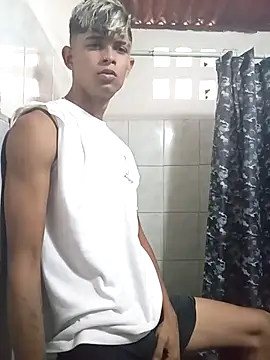 Snapshot of God_Eros_23cm chatting on January 11, 7:19 pm God Eros 23cm online show from January 11, 7:19 pm