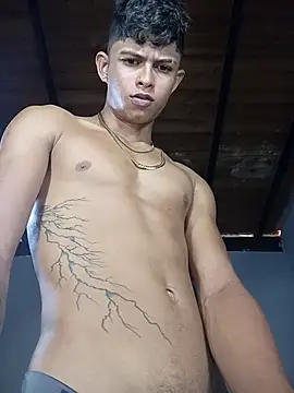 Snapshot of God_Eros_23cm chatting on May 9, 1:27 pm God Eros 23cm online show from May 9, 1:27 pm