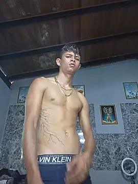 Snapshot of God_Eros_23cm chatting on July 20, 7:38 pm God Eros 23cm online show from July 20, 7:38 pm