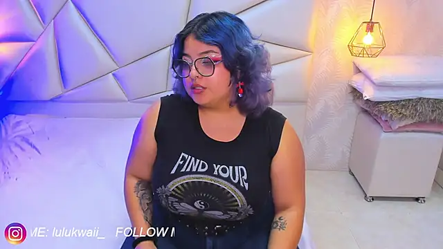 lulukawai16 online show from December 5, 7:21 pm