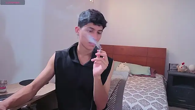 LuClawthorne  online show from March 28, 5:34 pm