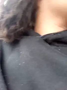 mia blue01 online show from September 26, 5:50 pm