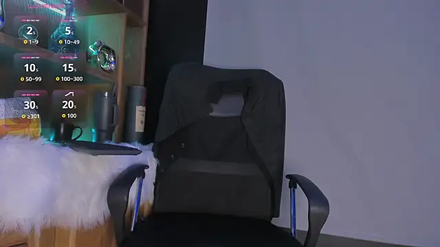 Gael williams1 online show from December 2, 7:42 pm