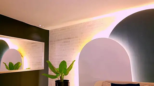 AgathaKondo  online show from November 6, 9:26 pm