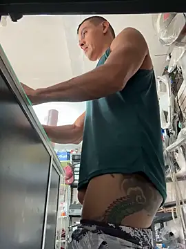 Snapshot of Terra-22cm chatting on September 30, 2:00 pm Terra-22cm online show from September 30, 2:00 pm