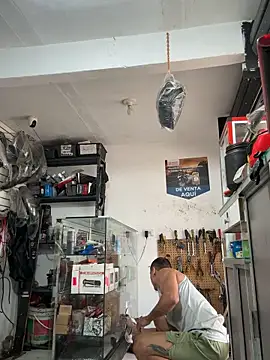 Snapshot of Terra-22cm chatting on October 15, 1:44 pm Terra-22cm online show from October 15, 1:44 pm