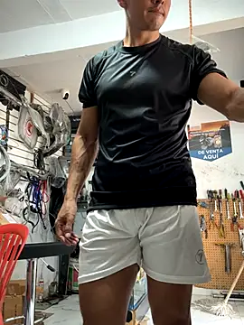 Snapshot of Terra-22cm chatting on October 24, 1:51 pm Terra-22cm online show from October 24, 1:51 pm