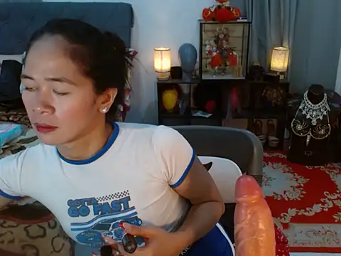 Snapshot of SexyHeart_Escodero chatting on December 14, 1:05 pm SexyHeart Escodero online show from December 14, 1:05 pm