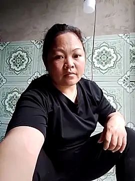 Snapshot of MaySweetb chatting on December 15, 4:28 am MaySweetb online show from December 15, 4:28 am