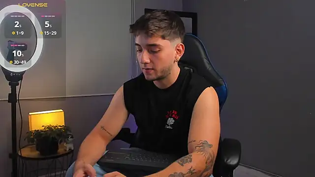 IamAngelCamilo online show from November 11, 1:16 am