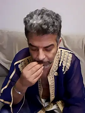 Snapshot of Buen_Pete chatting on October 14, 3:29 am Buen Pete online show from October 14, 3:29 am