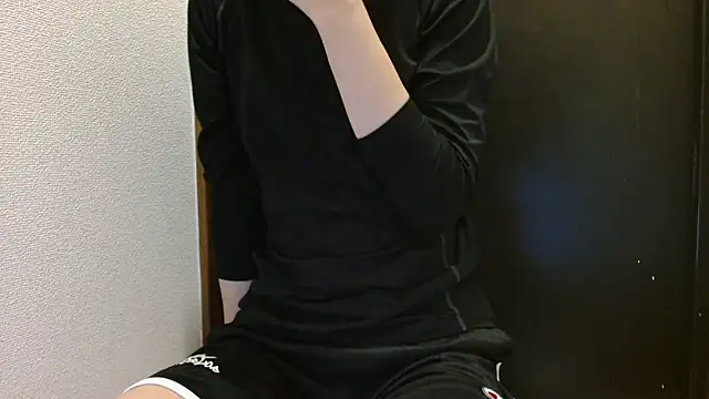 Snapshot of shint-11 chatting on April 6, 12:50 pm shint-11 online show from April 6, 12:50 pm