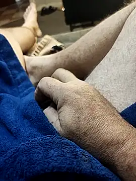 hubbyfun19 online show from March 22, 6:50 am