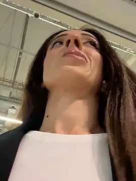 Snapshot of Yesmoree chatting on September 26, 1:48 pm Yesmoree online show from September 26, 1:48 pm