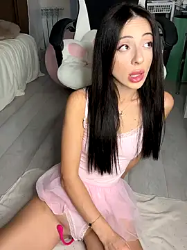 Snapshot of Yesmoree chatting on October 18, 2:40 pm Yesmoree online show from October 18, 2:40 pm