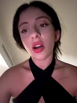 Snapshot of Yesmoree chatting on November 1, 8:55 pm Yesmoree online show from November 1, 8:55 pm