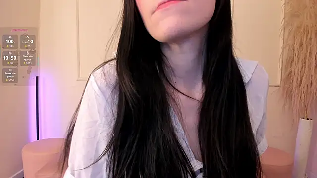 Snapshot of Lilily_lv chatting on November 17, 12:22 pm Lilily lv online show from November 17, 12:22 pm