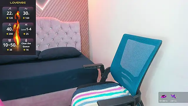 Snapshot of Nyx_Moon chatting on March 21, 10:57 pm Nyx Moon online show from March 21, 10:57 pm