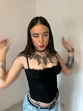 0Xes07 online show from March 22, 3:26 pm