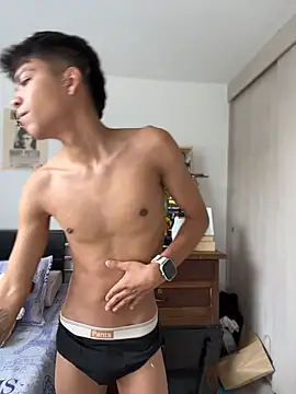 MaxiWildd online show from June 26, 1:26 pm