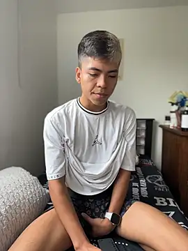 MaxiWildd online show from July 23, 1:20 pm