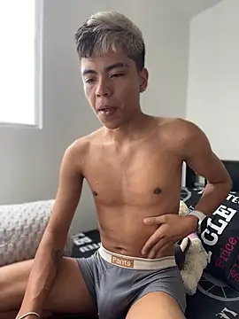 MaxiWildd online show from July 29, 2:15 pm