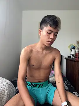MaxiWildd online show from July 31, 12:48 pm