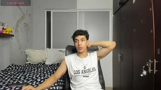 Snapshot of Noxx_starkK chatting on September 30, 4:17 am Noxx starkK online show from September 30, 4:17 am