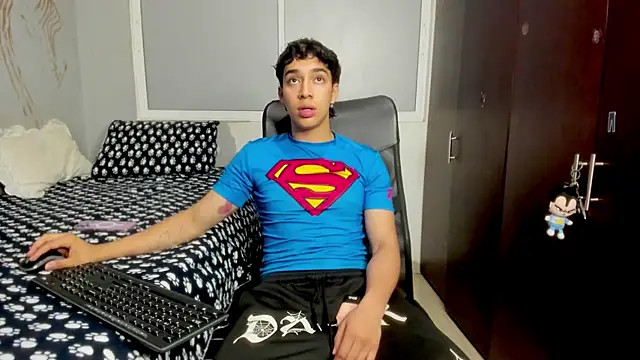 Snapshot of Noxx_starkK chatting on November 15, 2:53 am Noxx starkK online show from November 15, 2:53 am