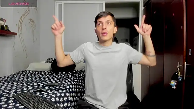 Snapshot of Noxx_starkK chatting on November 22, 1:48 am Noxx starkK online show from November 22, 1:48 am